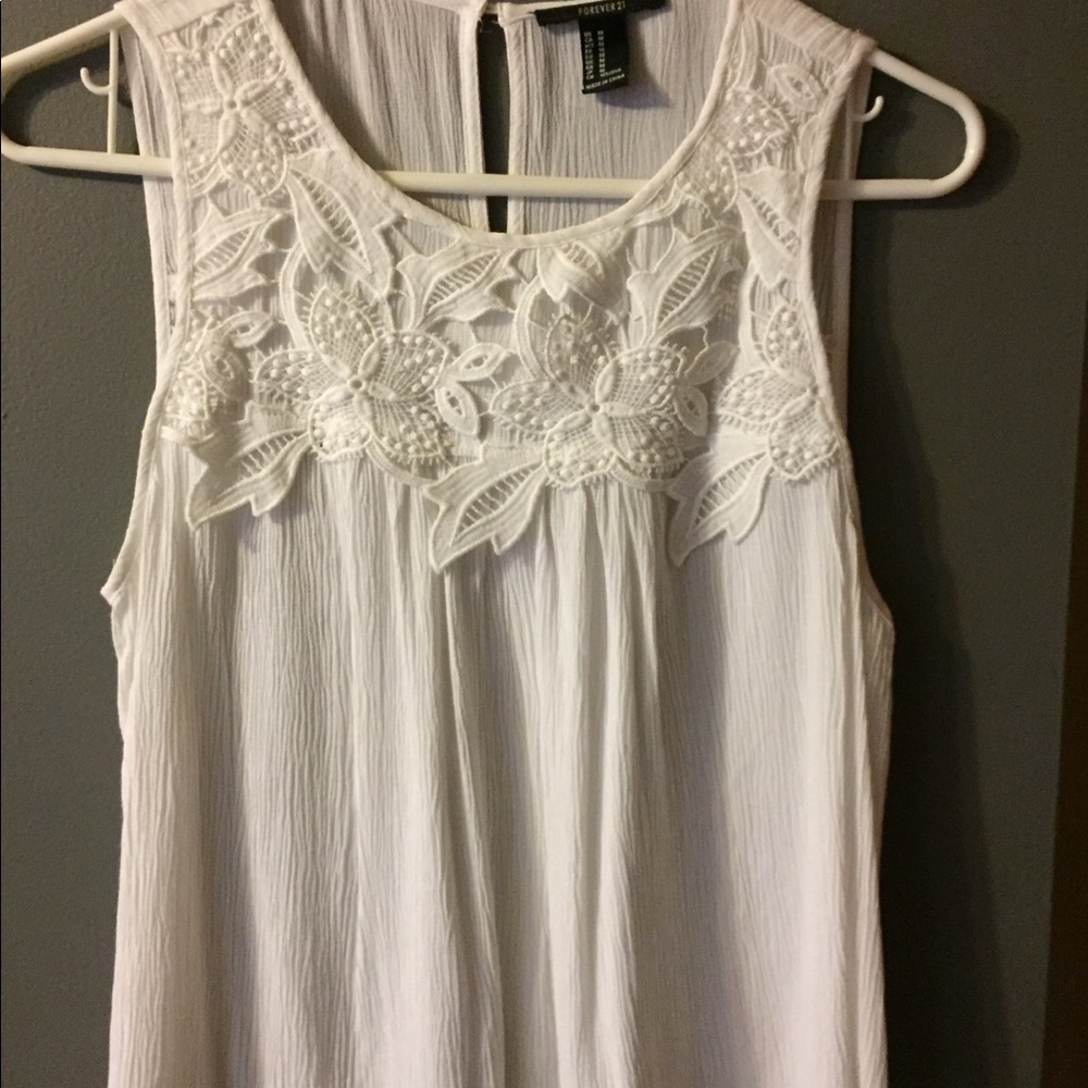 Forever 21 tank